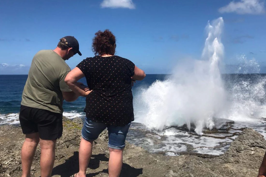 AIRPORT STOP OVER  fully flexible VIP Tongatapu tour