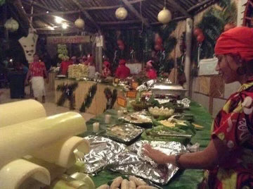 Oholei Beach Resort buffet dinner and traditional Tongan show - with fire dancing!